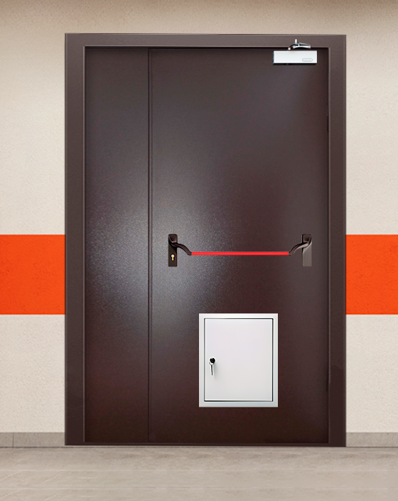 Противопожарная полуторная коричневая дверь порошковым напылением EIS 90 с ручкой антипаника, стыковочным узлом