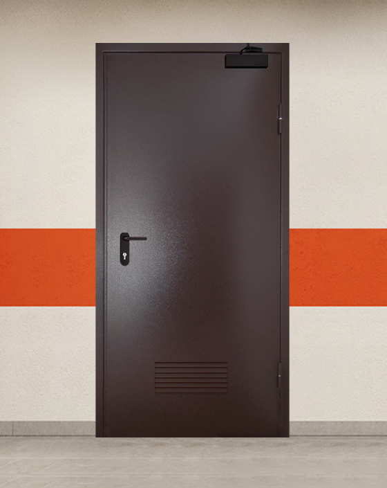 Противопожарная однопольная коричневая дверь порошковым напылением EI 90 с прямоугольной решеткой
