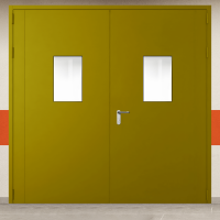 Ворота металлические двустворчатые желтые с двумя окнами, блестящей ручкой